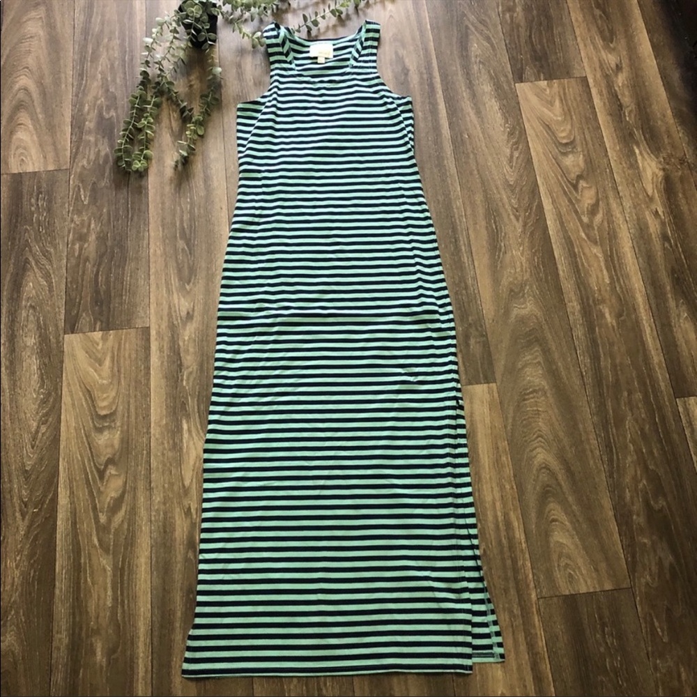 New Sail to sable dress